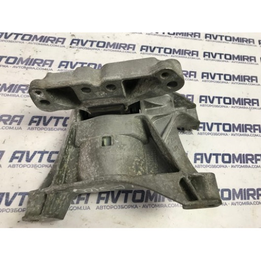 Кронштейн / опора двигателя Peugeot 308 1.6BlueHDI 2013-2021 4A103720